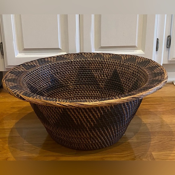 Large Handwoven Rattan Wicker Flare Basket Boho Home Decor - Picture 16 of 16